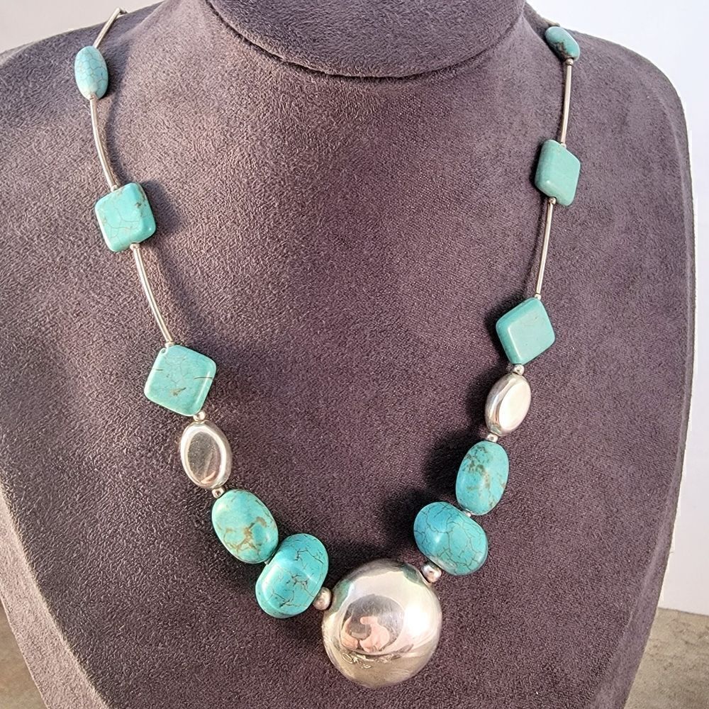 Vintage Sterling Turquoise Stone  Beaded Pendant Necklace
